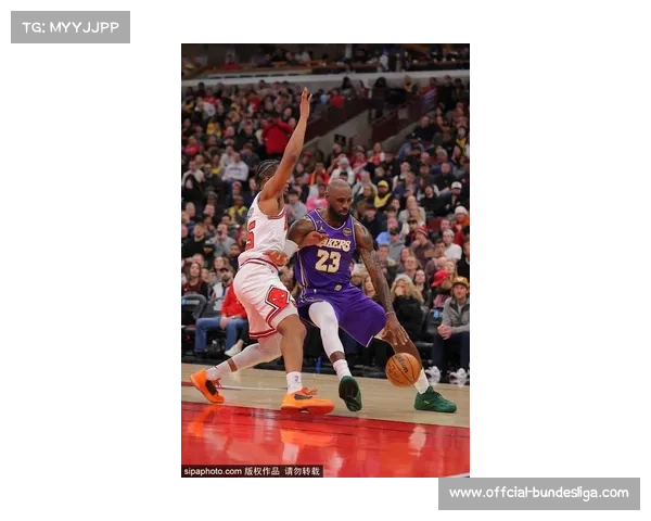 湖人主场124-104大胜独行侠,詹姆斯砍下28+10+12三双 湖人主场124-104大胜独行侠,詹姆斯砍下28+10+12三双